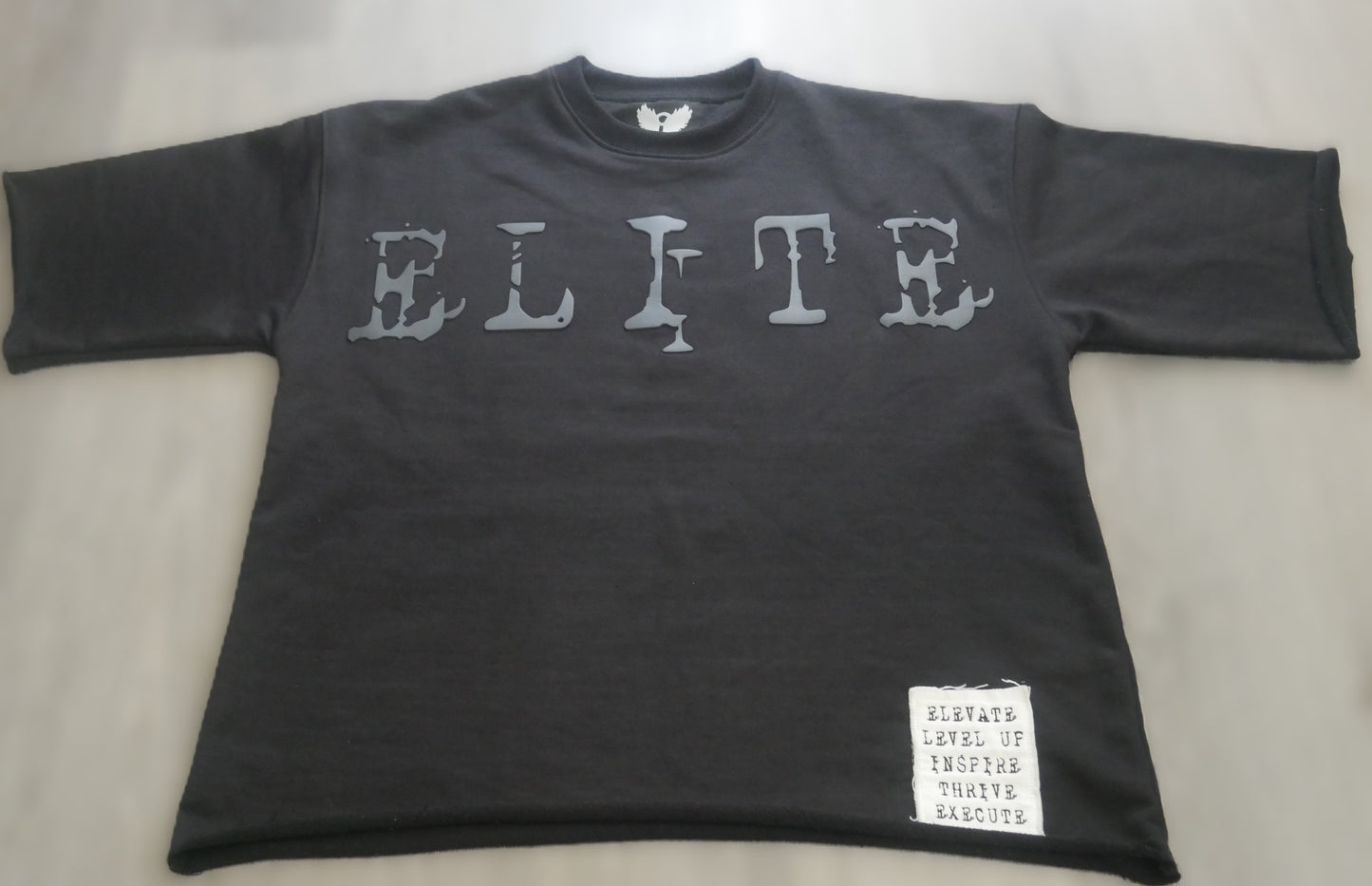 ELITE FLYGHT CROPPED SHIRT